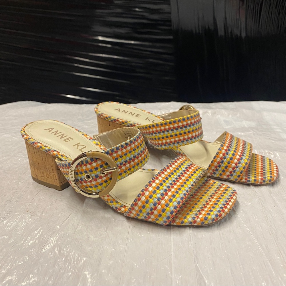 Anne Klein Multicolor Woven Buckle Sandal | Size 7.5